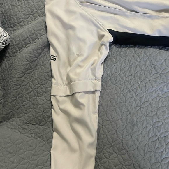 Ping 1/4 zip wind jacket with zip off sleeves. Light tan color. - Picture 3 of 4